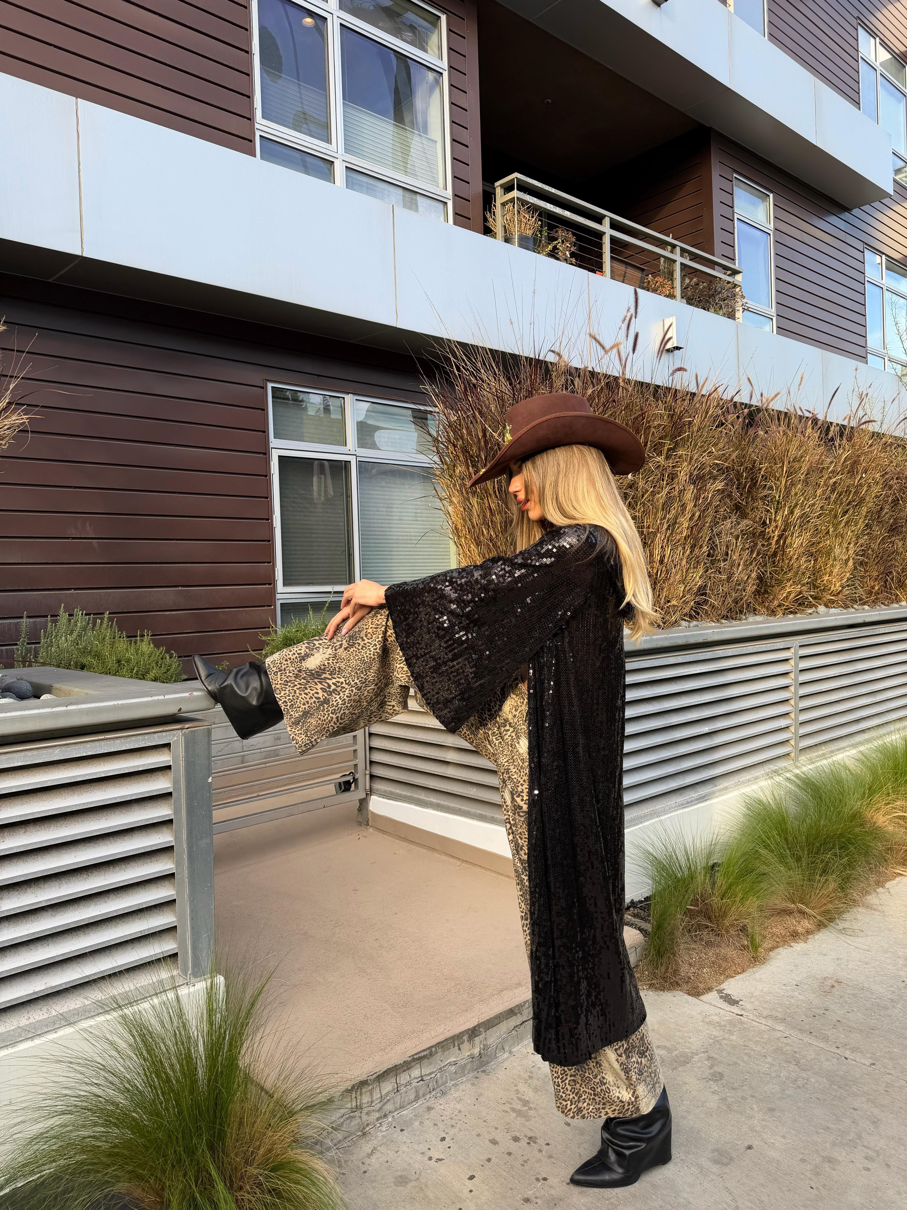 קימונו- BLACK AURA