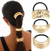 גומיה- GOLDEN CHARM HAIR TIE