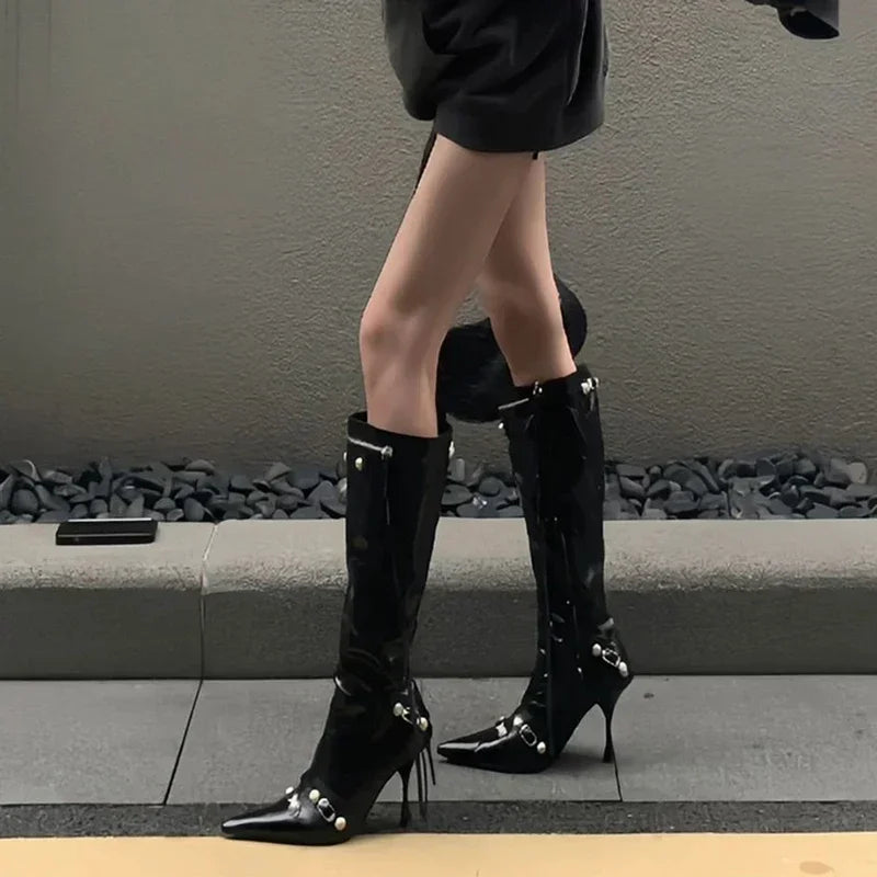 מגפיים- LEA BOOTS