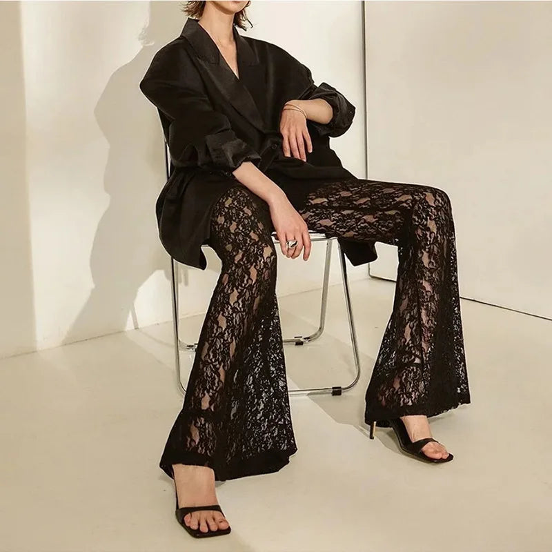 מכנס- CHIC LACE PANTS