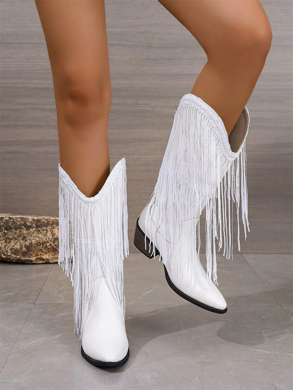 מגפיים- WILD FRINGE BOOTS