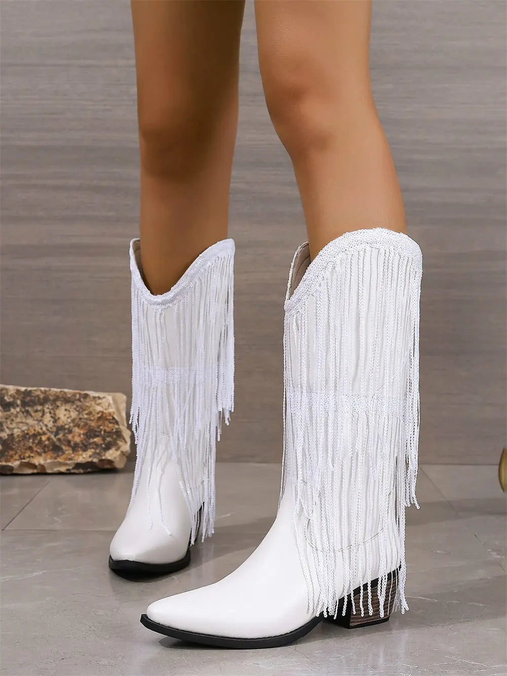 מגפיים- WILD FRINGE BOOTS